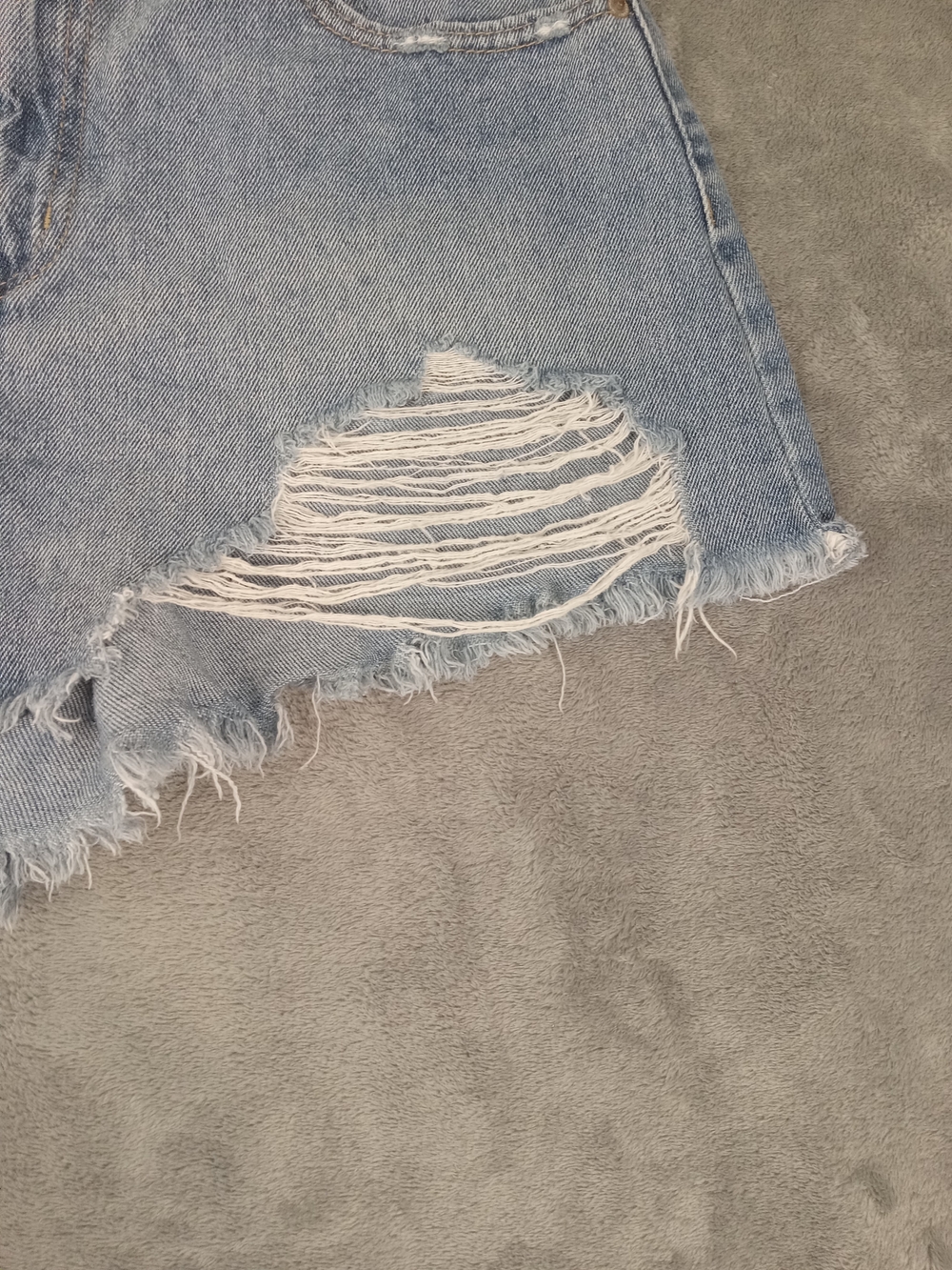 Happily Grey Women’s Light Blue Jeans Shorts Size 11/3 - Picture 10 of 13